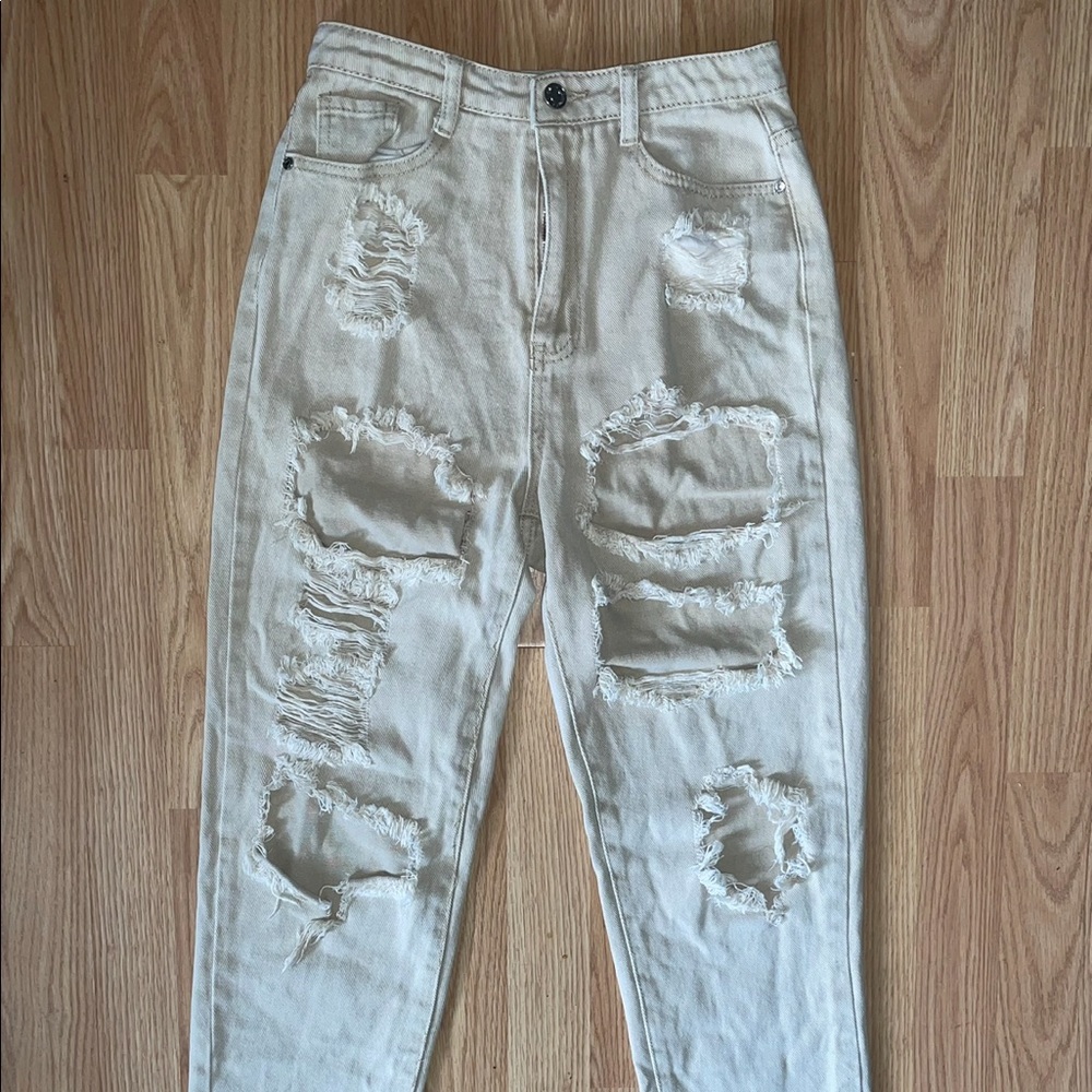 Beige Riot Ripped High-waisted Mom Jeans